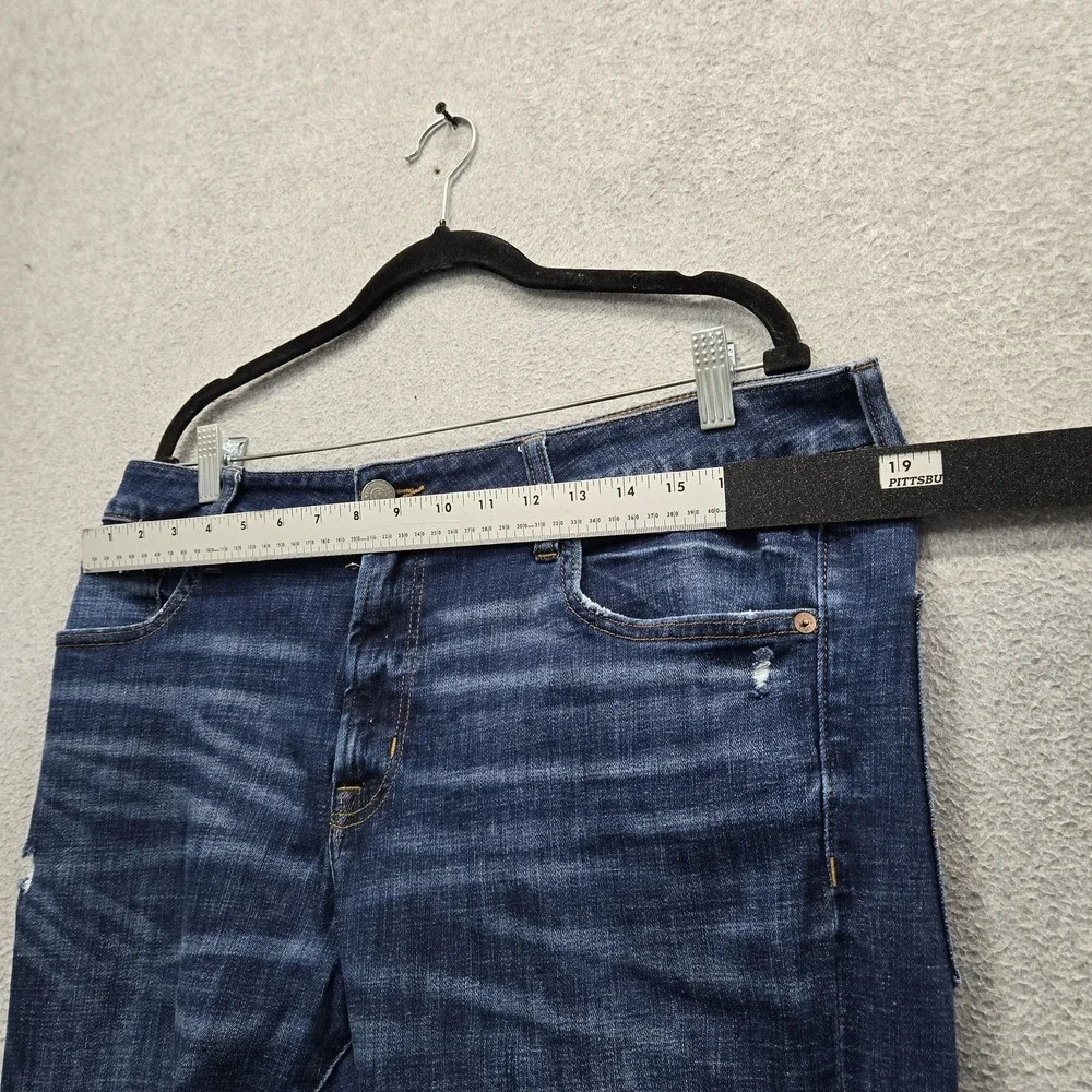 American Eagle Outfitters *please carefully